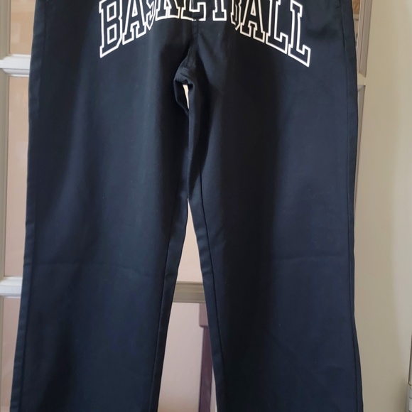 BRAND‎ NEW!!!! Heron Preston Men's Basketball Skateboard Chino Pants 32x30 - Picture 1 of 3